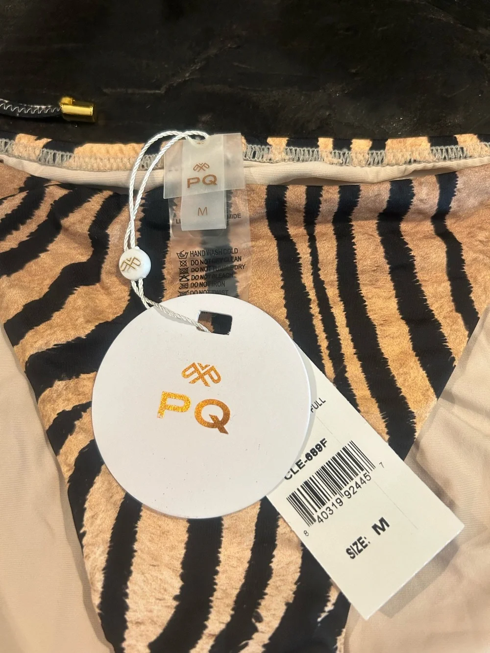 PQ SWIM PilyQ Clio link Zebra Bikini Gold Hardware med Bottoms NWT Top worn once